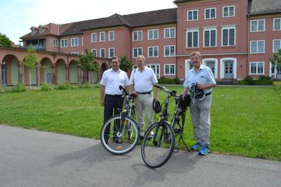 Beim Start in der Illenau mit Oberbrgermeister Muttach